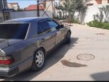 Mercedes 200 E-9
