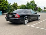 Mercedes E 220-10
