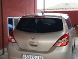 Nissan Tiida-2