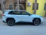 Toyota RAV4-7
