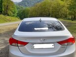Hyundai Elantra-10