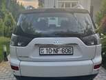 Mitsubishi Outlander-2