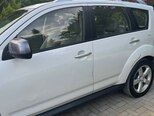 Mitsubishi Outlander-5