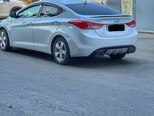 Hyundai Elantra-4