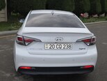 Hyundai Sonata-2