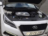 Hyundai Sonata-8