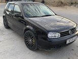 Volkswagen Golf-1