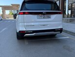 Kia Carnival-2