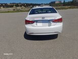 Hyundai Sonata-4