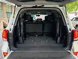 Toyota Land Cruiser-6
