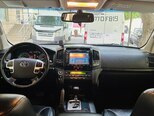 Toyota Land Cruiser-13