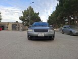 Volkswagen Passat-1