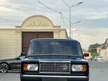 LADA (VAZ) 2107-1