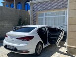Hyundai Elantra-7