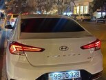 Hyundai Elantra-15
