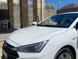 Hyundai Elantra-6