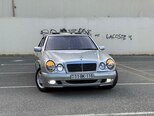 Mercedes E 240-1