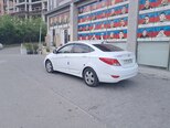 Hyundai Accent-6