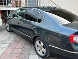 Volkswagen Passat-4