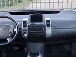 Toyota Prius-7