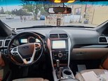 Ford Explorer-5