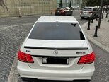 Mercedes E 200-5