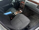 Mercedes E 270-2