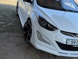 Hyundai Elantra-2