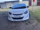 Hyundai Elantra-1