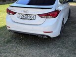 Hyundai Elantra-3