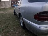 Mercedes E 240-3