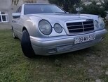 Mercedes E 240-2