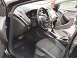 Ford Focus-13