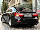 Toyota Camry-14