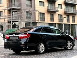 Toyota Camry-18