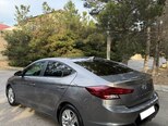 Hyundai Elantra-5