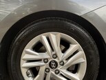 Hyundai Elantra-12