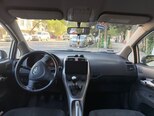 Toyota Auris-8