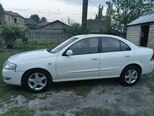 Nissan Sunny-4