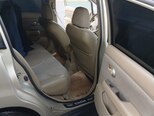 Nissan Tiida-5