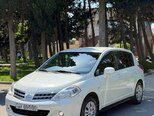 Nissan Tiida-2