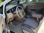 Nissan Tiida-10