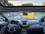 Hyundai Elantra-18