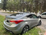 Hyundai Elantra-15