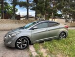 Hyundai Elantra-11