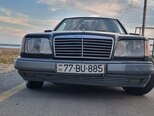 Mercedes 250 D-2