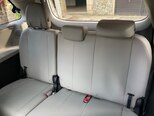 Toyota Sienna-10