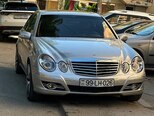 Mercedes E 270-5