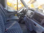 Ford Transit-6