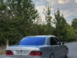 Mercedes E 270-3